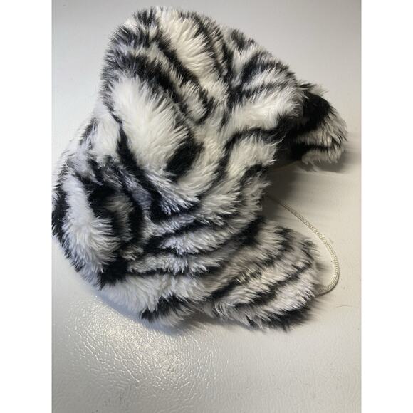 Vintage Retro Faux Fur Trapper Ski Pom Pom Winter Hat OS - Picture 7 of 8